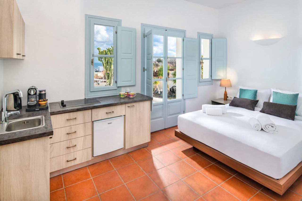 Indigo Luxury Mansion Villa Karterados  Exterior photo